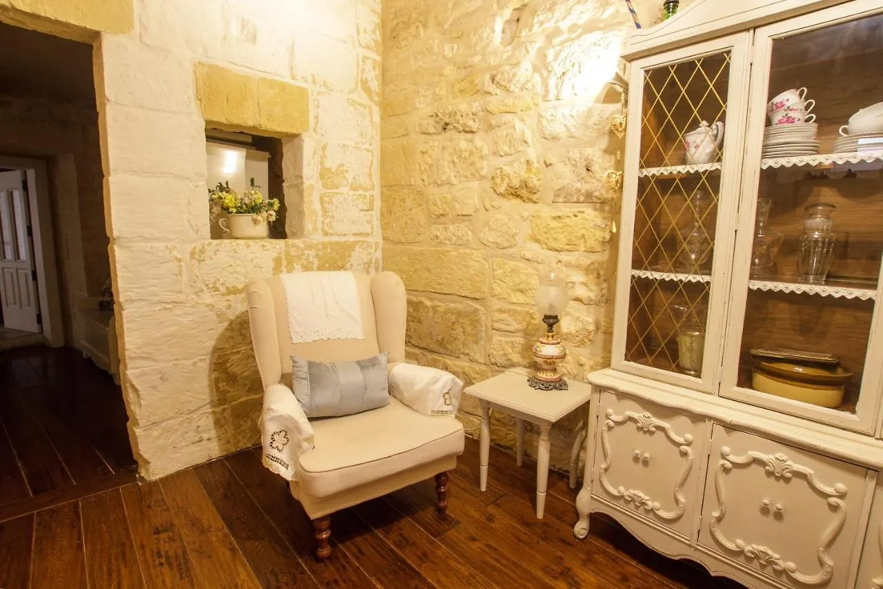 Town House Steeped In History Villa Rabat Malta