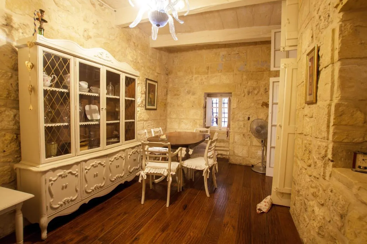 Town House Steeped In History Villa Rabat Malta