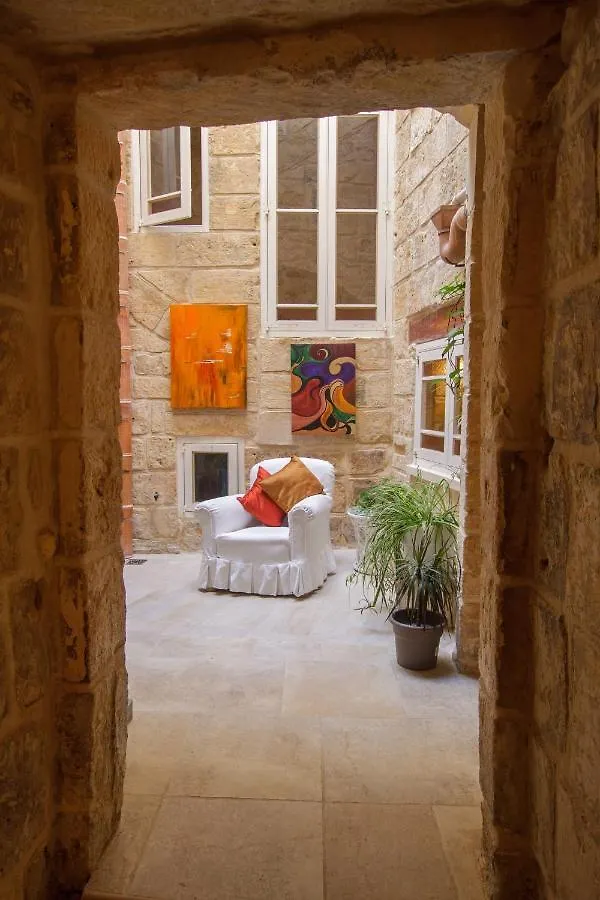 Town House Steeped In History Villa Rabat